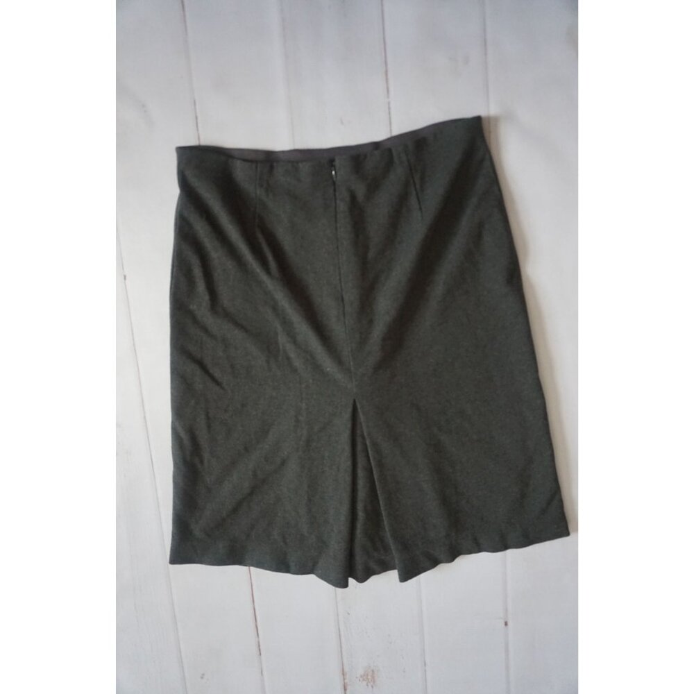 Ann Taylor Womens Gray Knee Length Skirt – Size 8